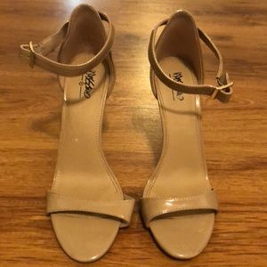 Nude heels